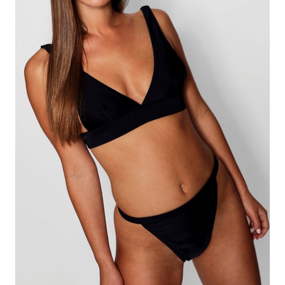 Brand New Boohoo Bikini Bottom